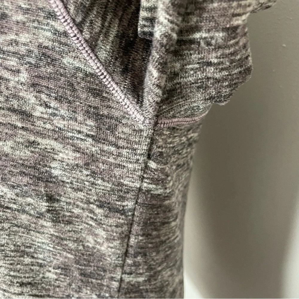 Athleta Sweater Top Thumbholes High Low Hem Lightweight Space Dyed Purple Grey